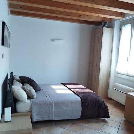 Apartament Casa Annais In Zona Ospedale, Autodromo, Parco Monza Zewnętrze zdjęcie